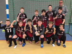 Hallensaison der E-Junioren erfolgreich beendet